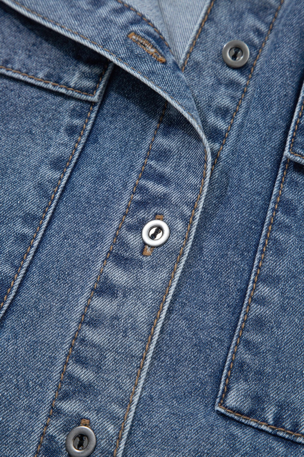Ashleigh Blue Button Flap Pocket Cuffed Short Sleeve Denim Shirt - Crowned Energy CO.