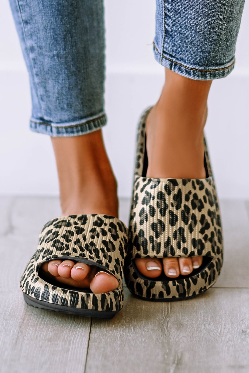 Black Print Thick Sole Slip On Slippers - Goddess Vibes