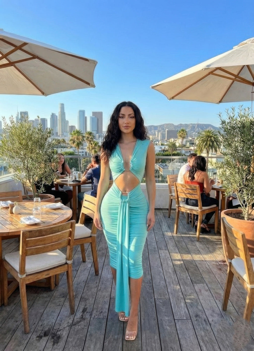 Body - con Midi Dress In A Vibrant - Crowned Energy CO.