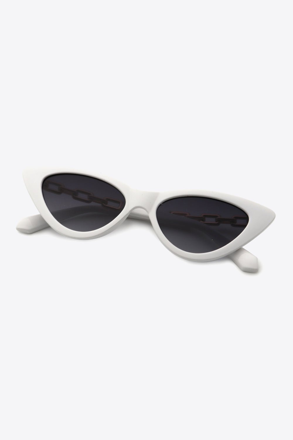 Chain Detail Cat - Eye Sunglasses - Crowned Energy CO.
