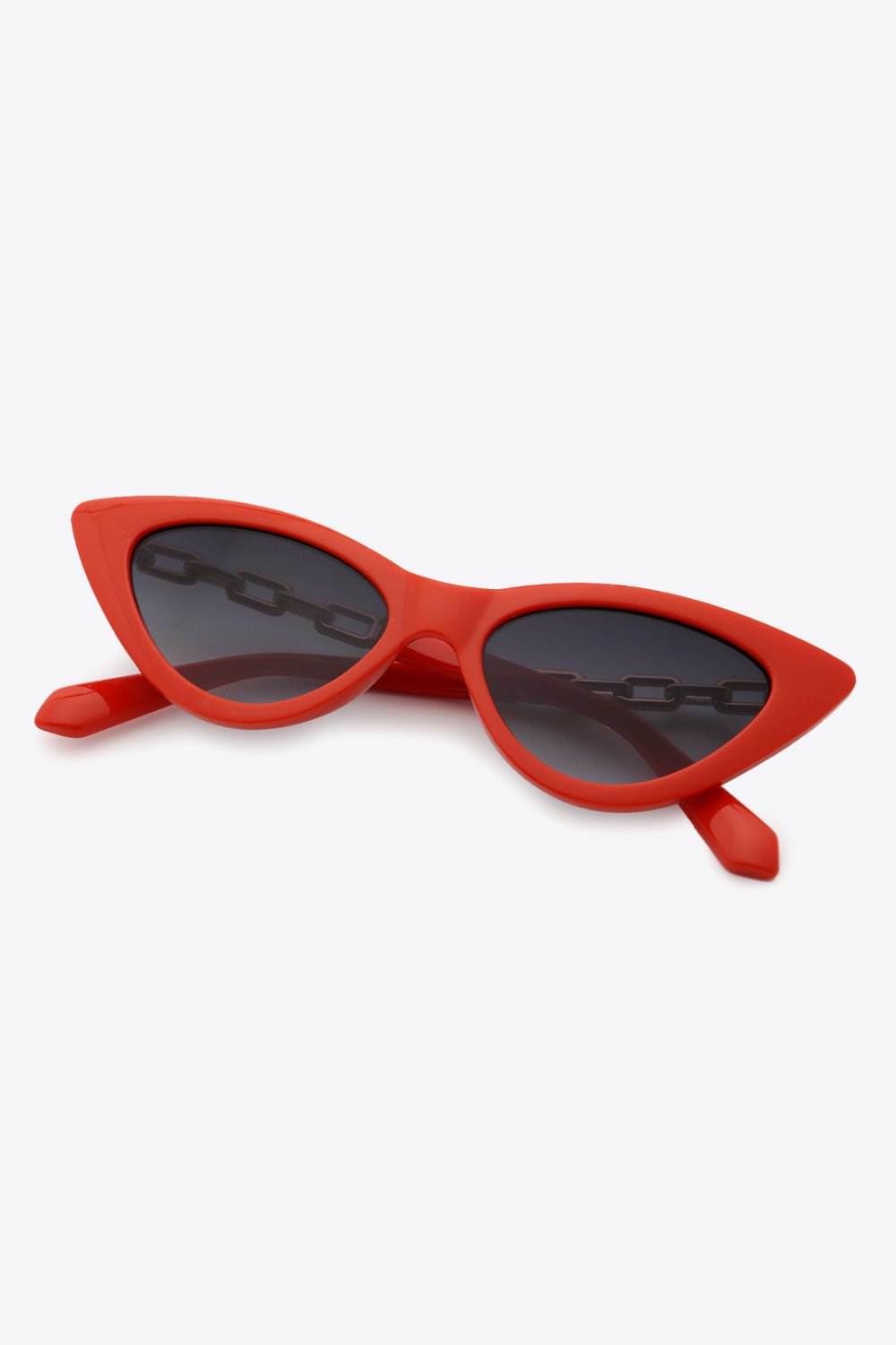 Chain Detail Cat - Eye Sunglasses - Crowned Energy CO.