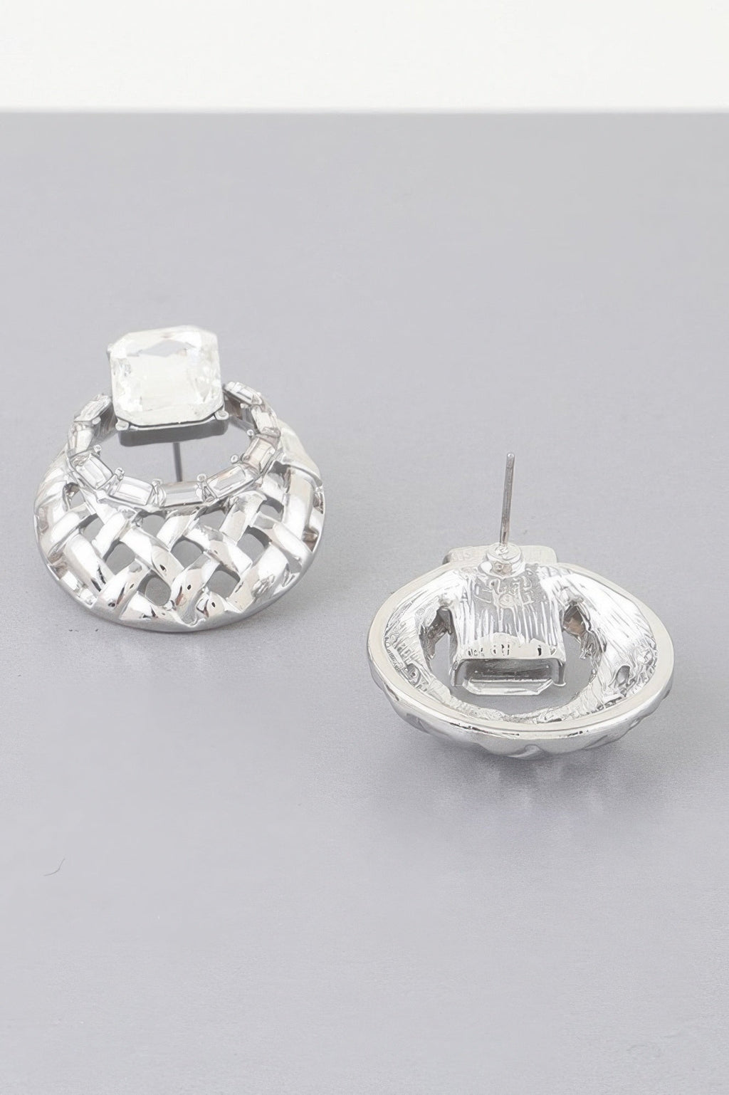 Chic Form Earrings - Goddess Vibes