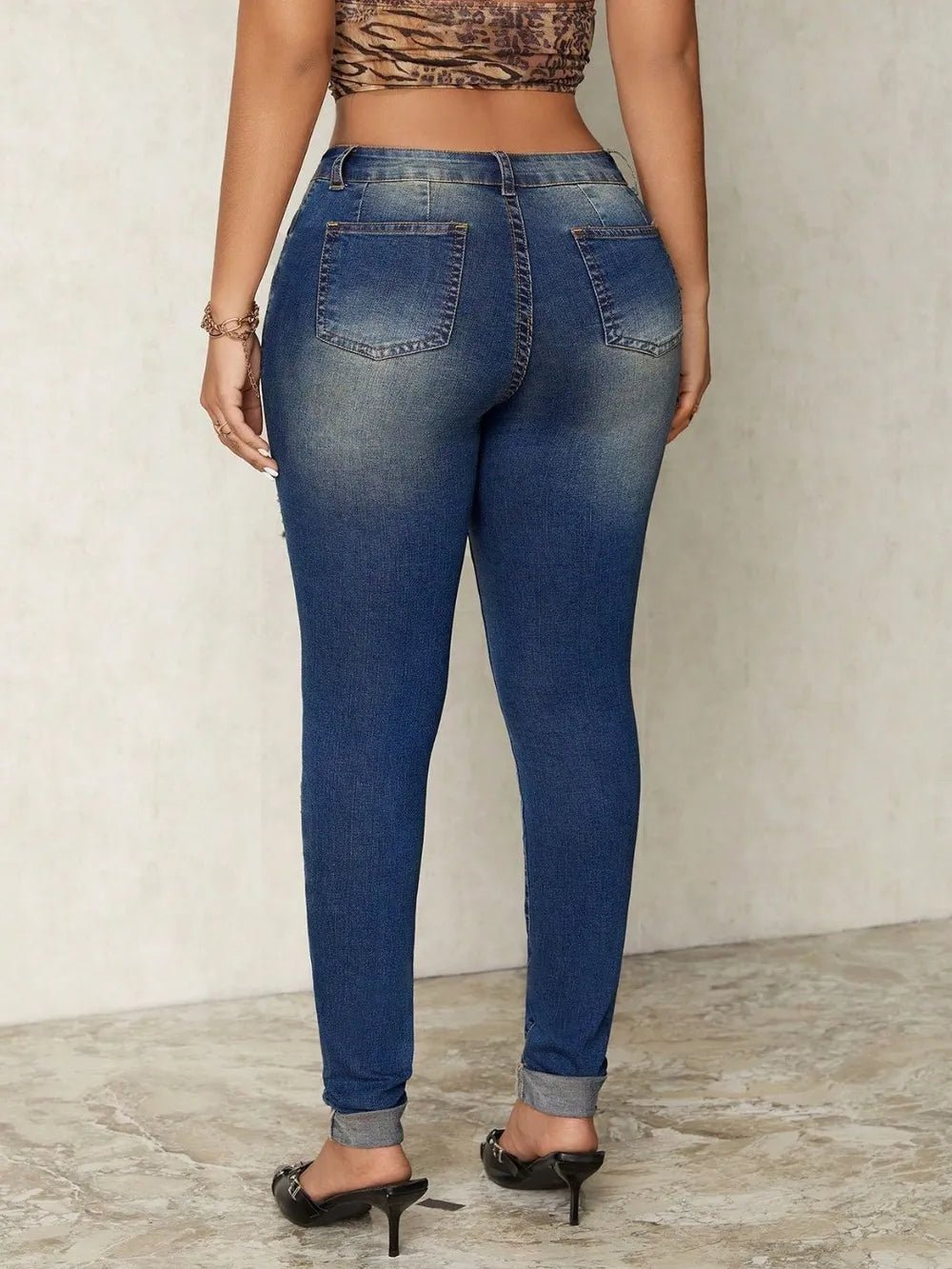 Distressed Skinny Jeans - Crowned Energy CO.