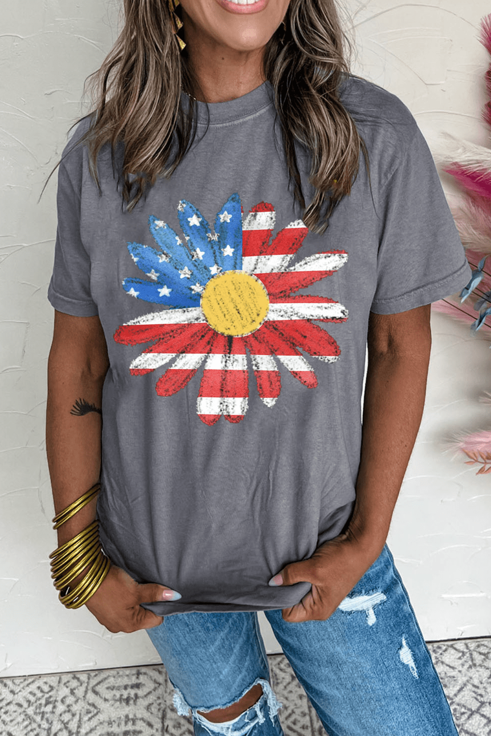 Gray Flag Pattern Sunflower Graphic Crew Neck Tee - Crowned Energy CO.