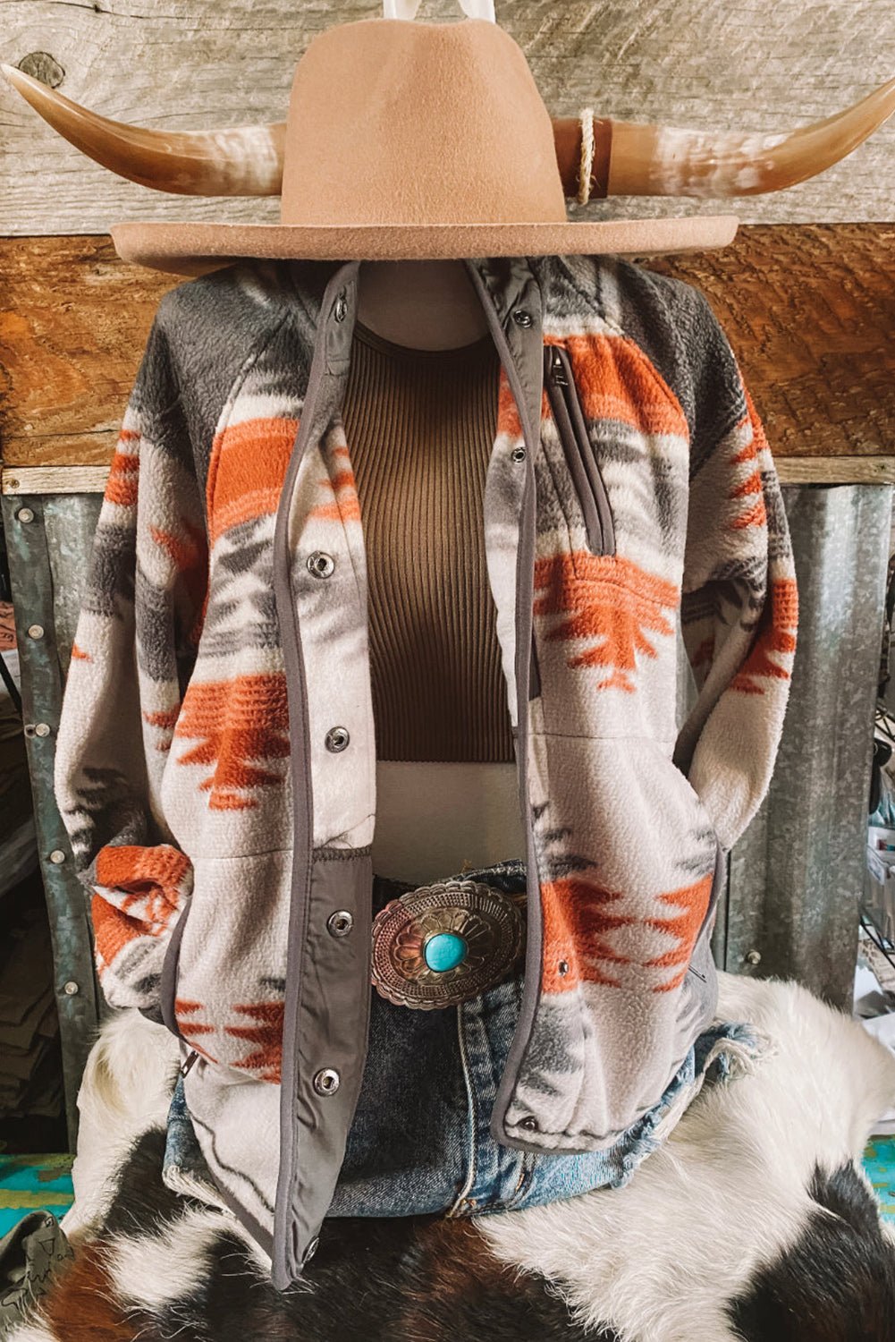 Gray Western Aztec Snap Buttoned Fleece Jacket - Crowned Energy CO.