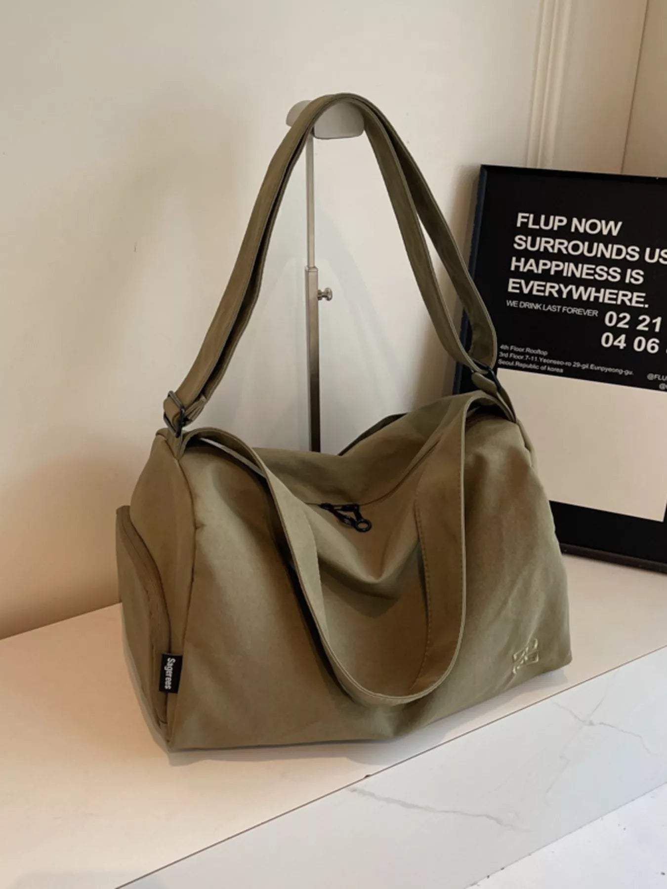 Large Capacity Lightweight Travel Bag - Crowned Energy CO.