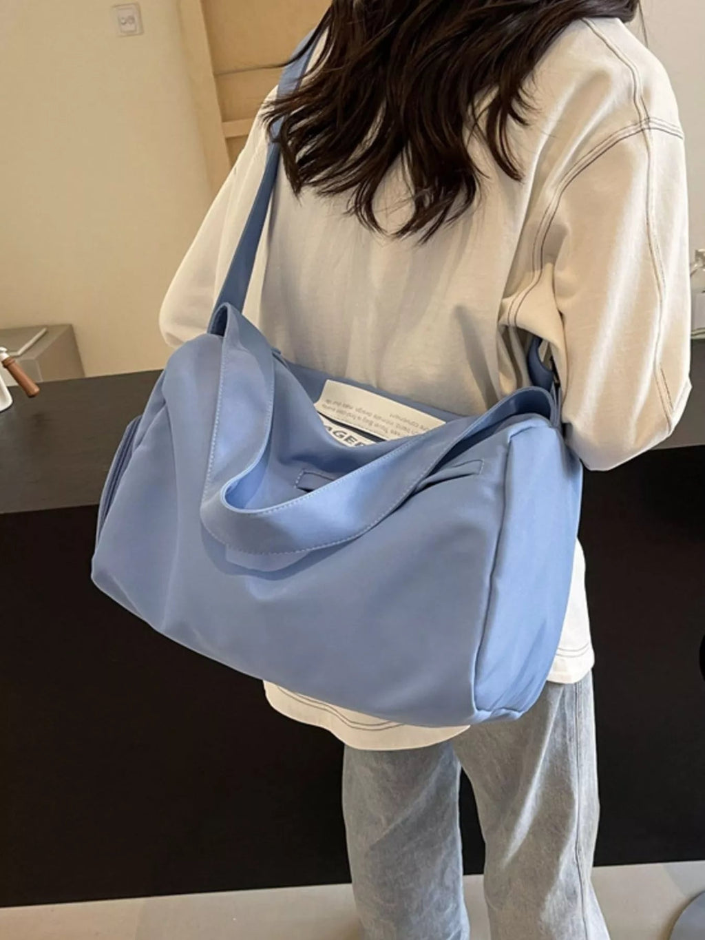 Lightweight Duffel Travel Bag with Adjustable Strap - Crowned Energy CO.