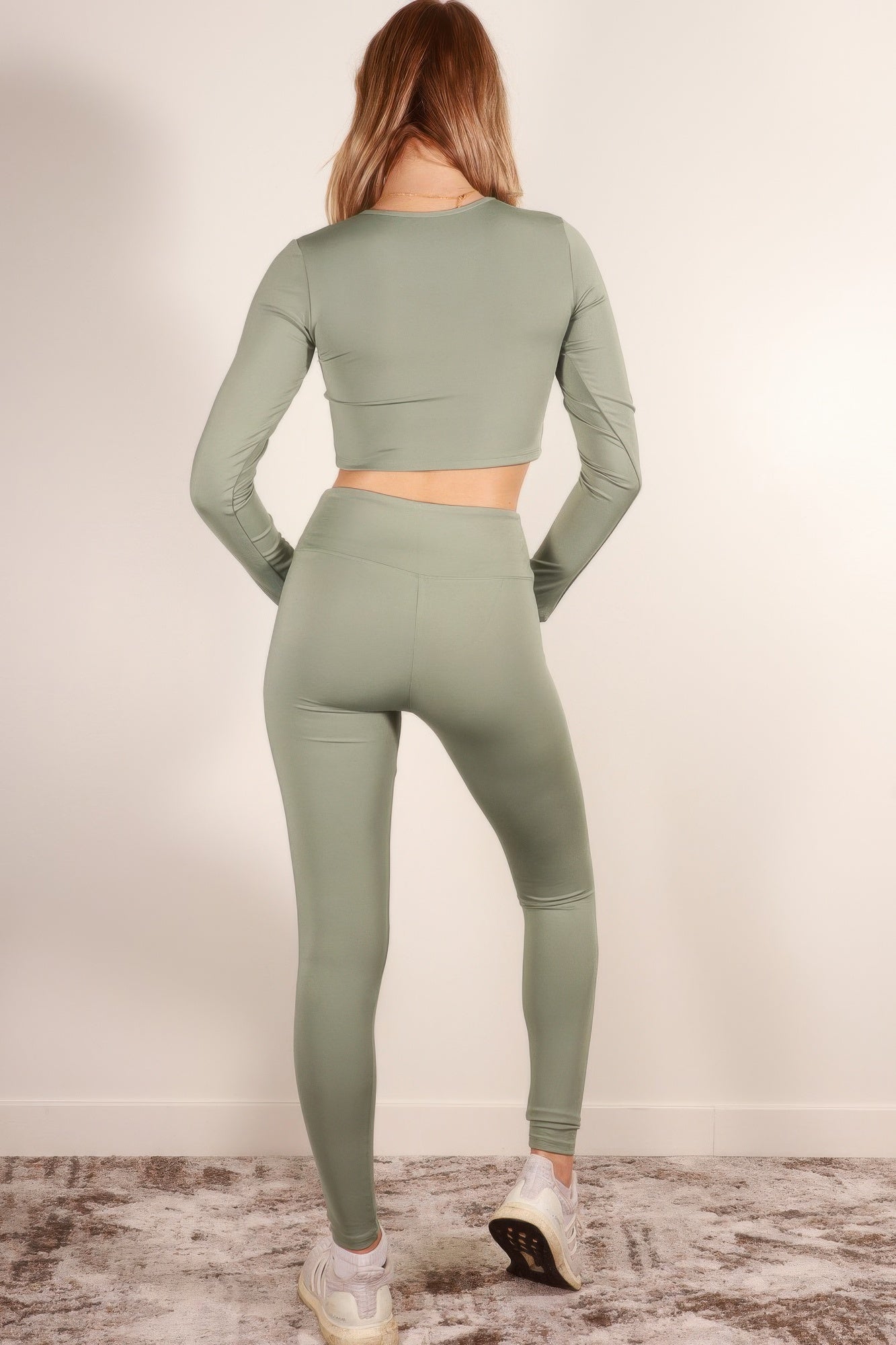 Long Sleeve Crop Top & High Waist Leggings Activewear Set - Goddess Vibes