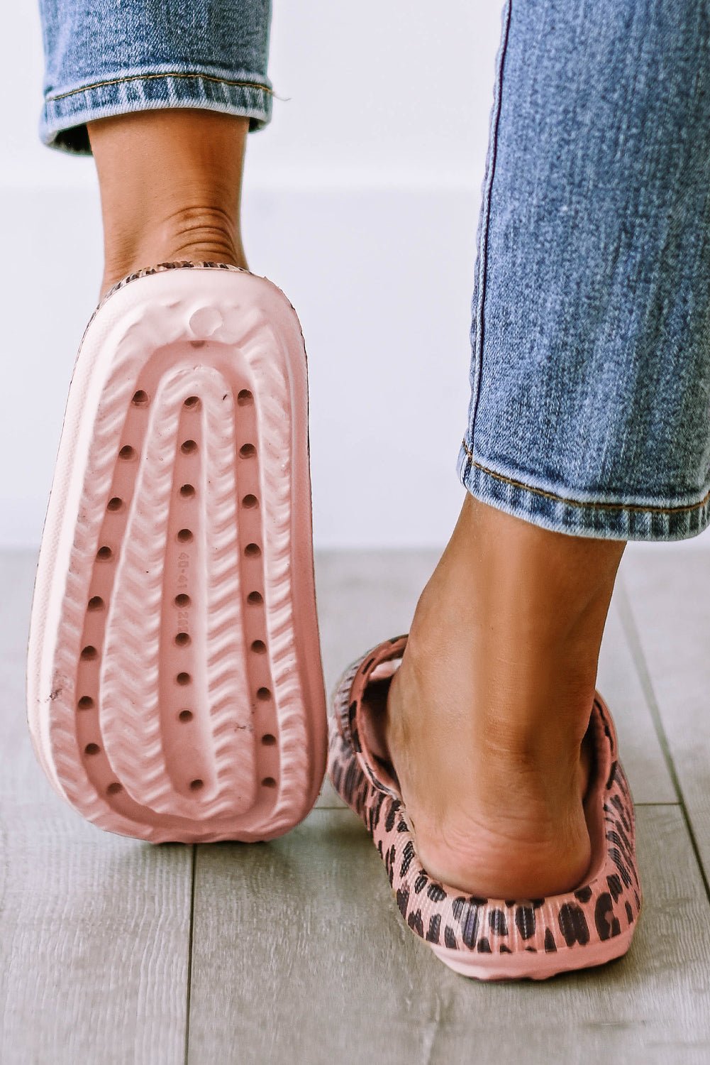 Pink Leopard Print Thick Sole Slip On Slippers - Goddess Vibes