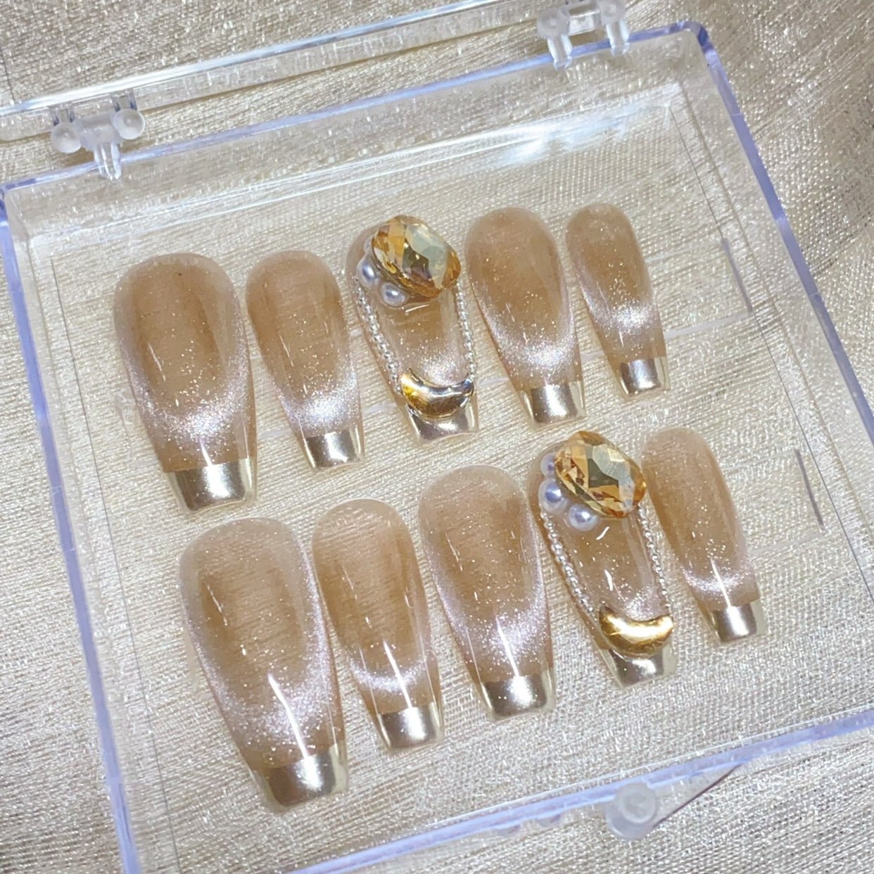 Temperament Cat Eye Champagne French Nails - Crowned Energy CO.
