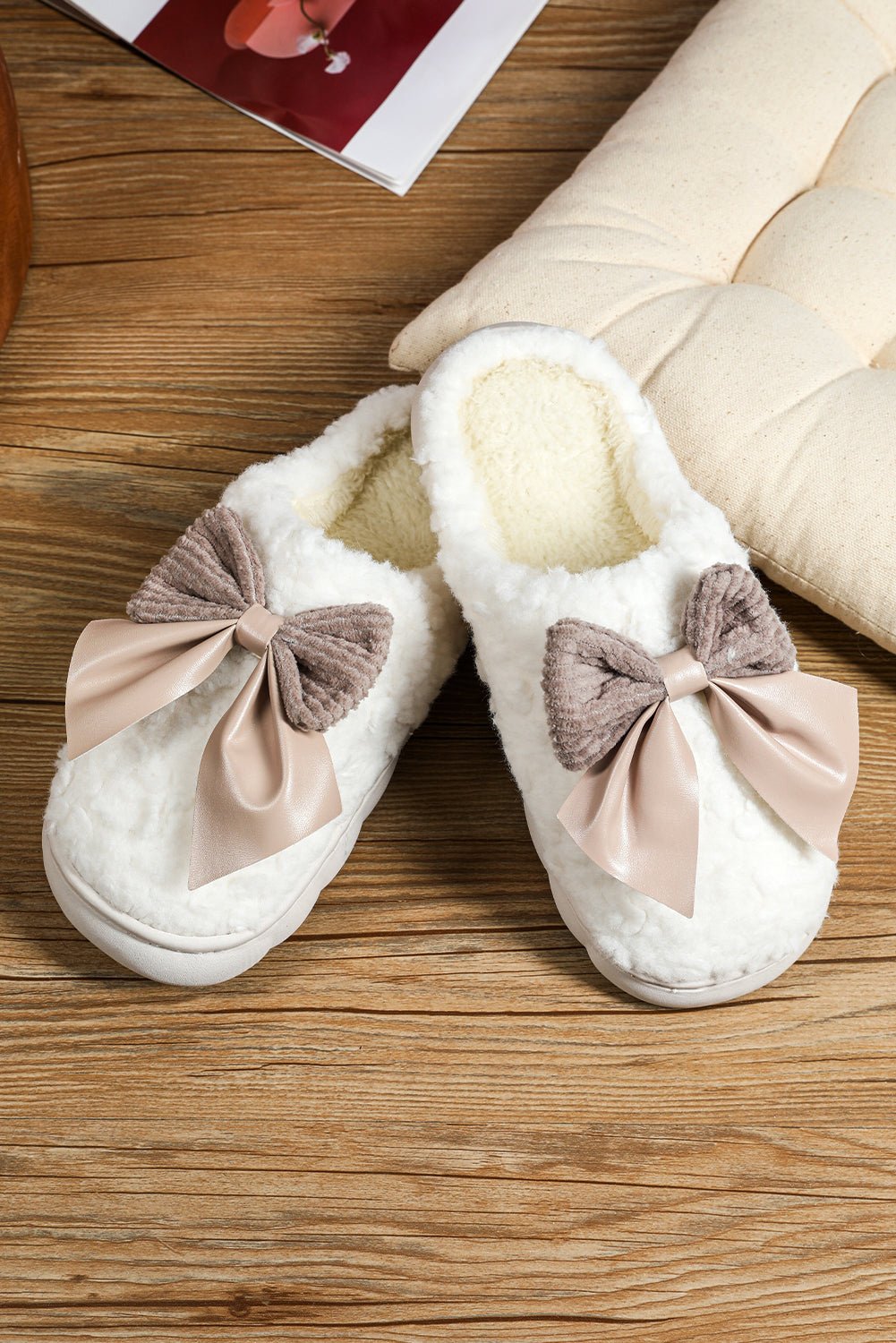 White Contrast Bowknot Applique Plush Winter Slippers (Bow Colors May Differ by Batch) - Goddess Vibes